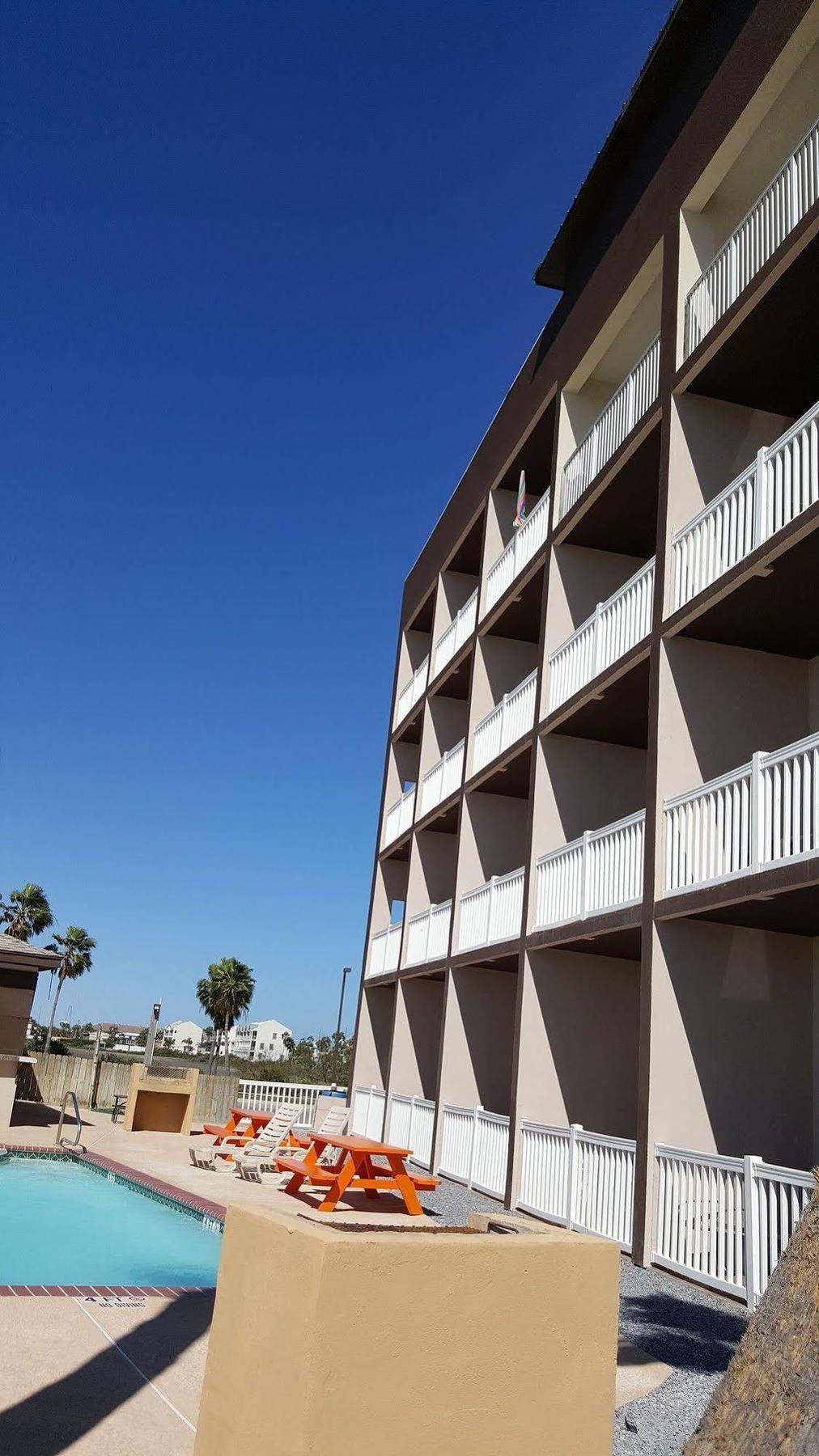 Blue Bay Inn And Suites South Padre Island Exteriör bild