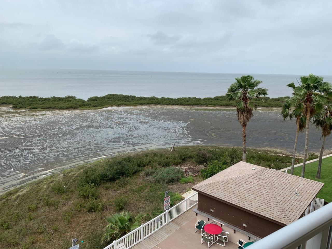 Blue Bay Inn And Suites South Padre Island Exteriör bild